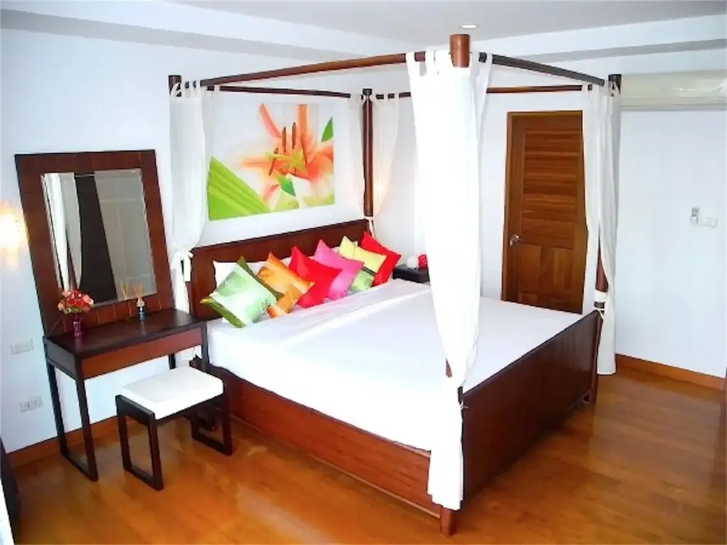 Муанг: Sunrise 3 bedrooms Spacious Apartment In Nai Harn