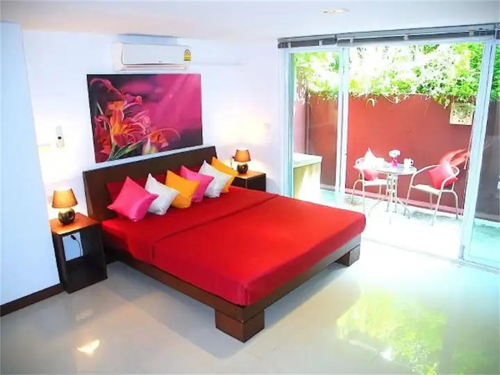 Муанг: Sunrise 3 bedrooms Spacious Apartment In Nai Harn