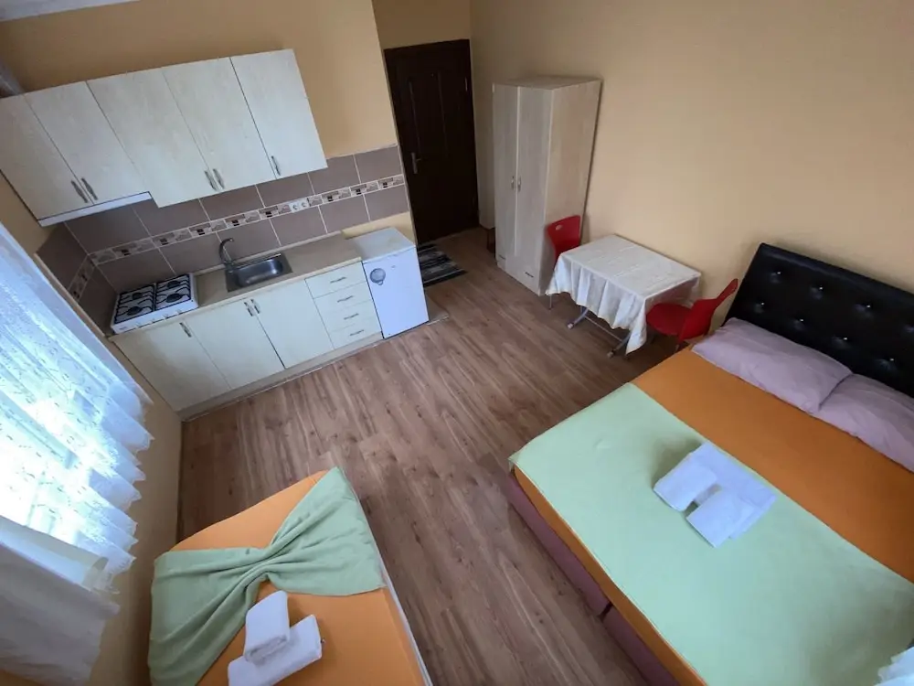Сайл: Deniz Apart Motel