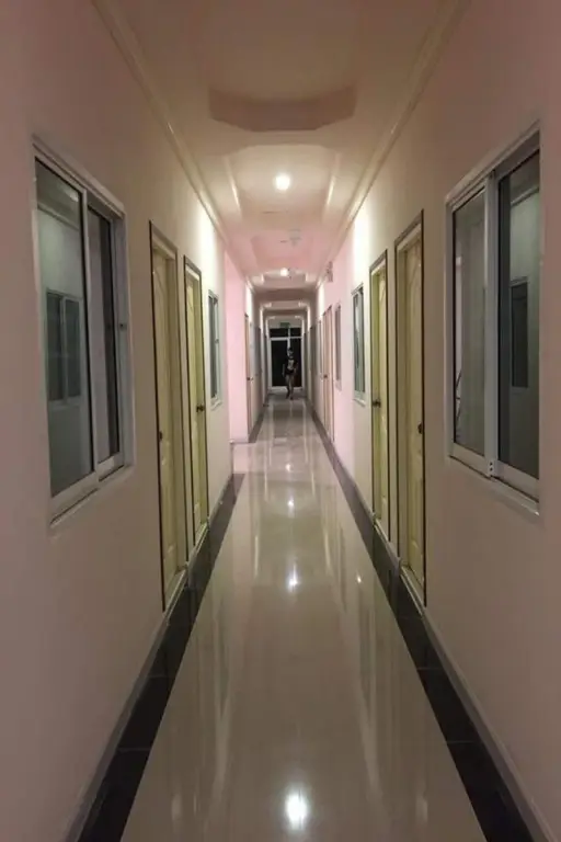 Сирача: Thana Apartment