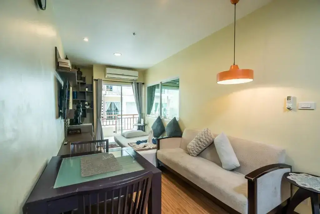 Кату: Phuket Villa Condominium