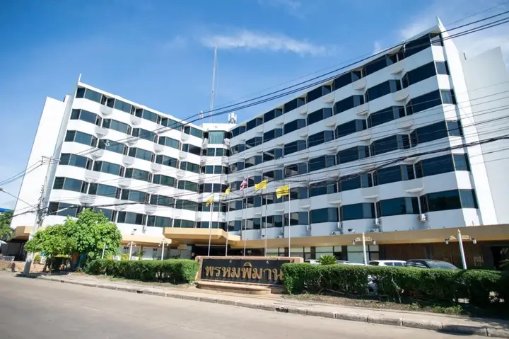 Сисакет: Hotel Prompiman