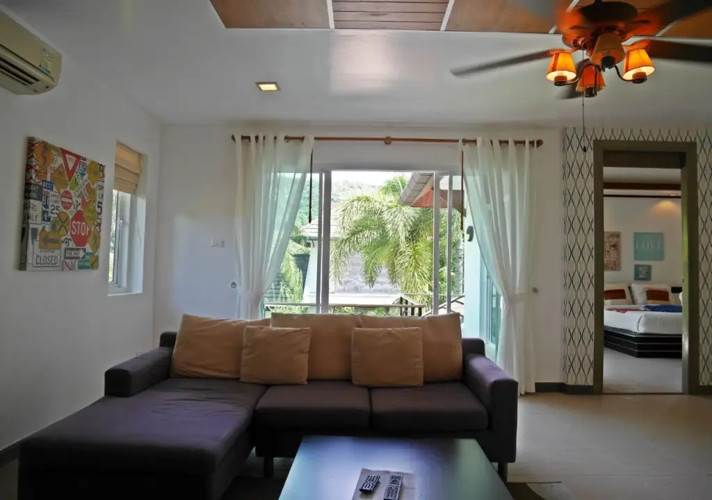 Тхаланг: Suriyasom Villa