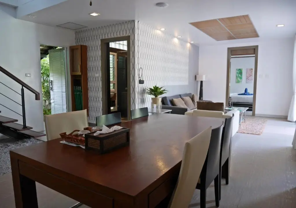 Тхаланг: Suriyasom Villa