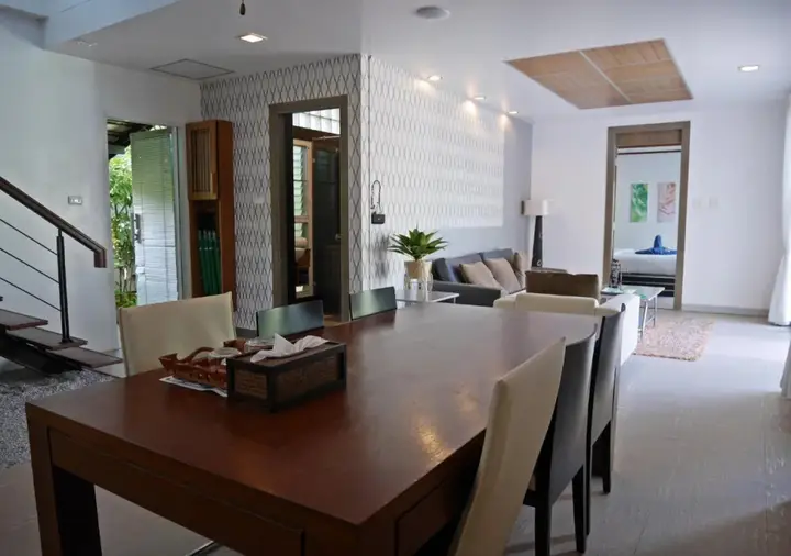 Тхаланг: Suriyasom Villa