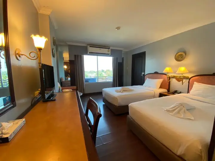 Пхитсанулок: Mayflower Grande Hotel Phitsanulok