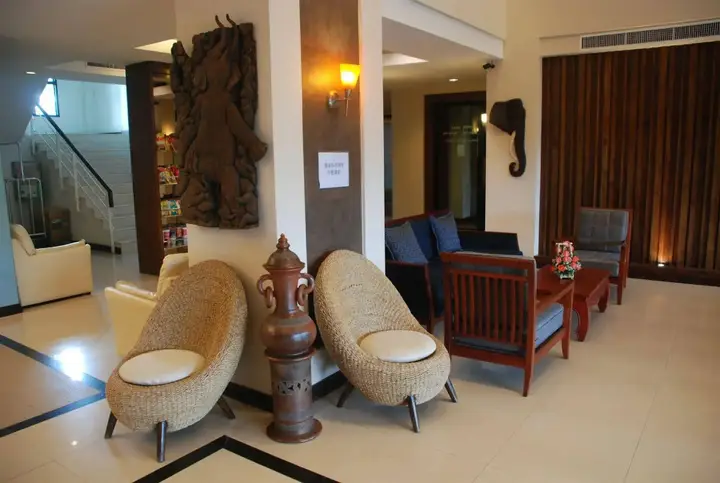 Чиангмай: Asia Hotels Group - Poonpetch Chiangmai