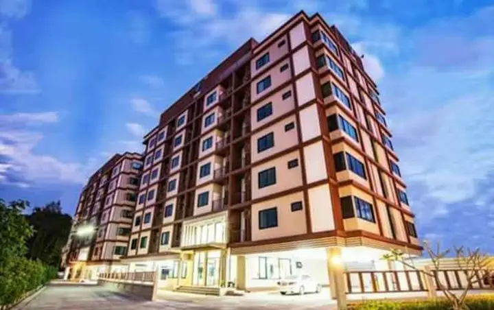 Чиангмай: OYO 338 V-Twin Donjan Service Apartment