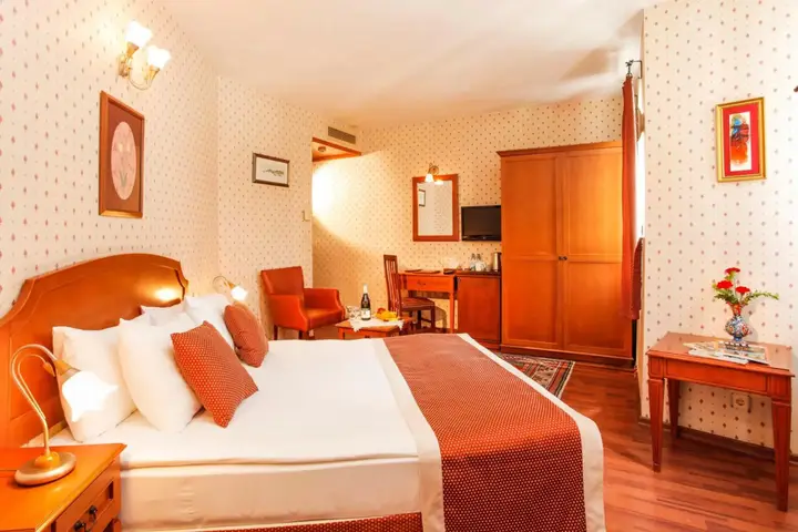 Стамбул: Hotel Erguvan