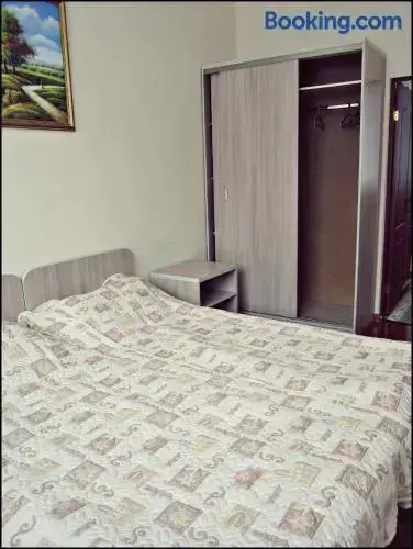 Алматы: Эдельвейс