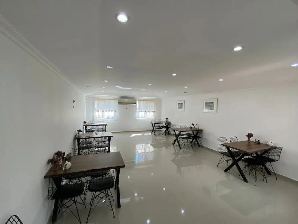 Айвалык: sualtı otel
