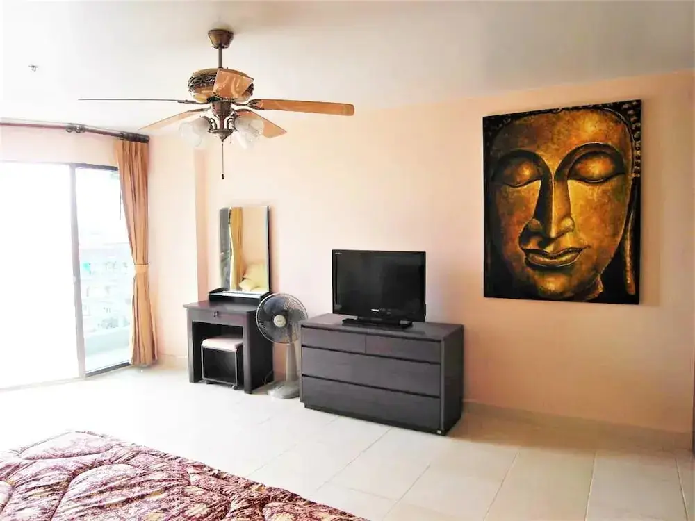 Паттайя: Spacious Studio View Talay 2