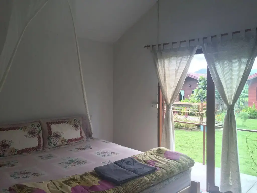 Паи: The Pai Resort