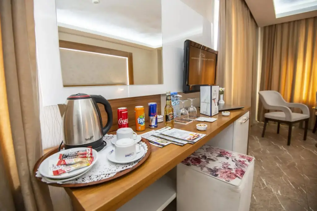 Афьон-Карахисар: Cakmak Marble Hotel