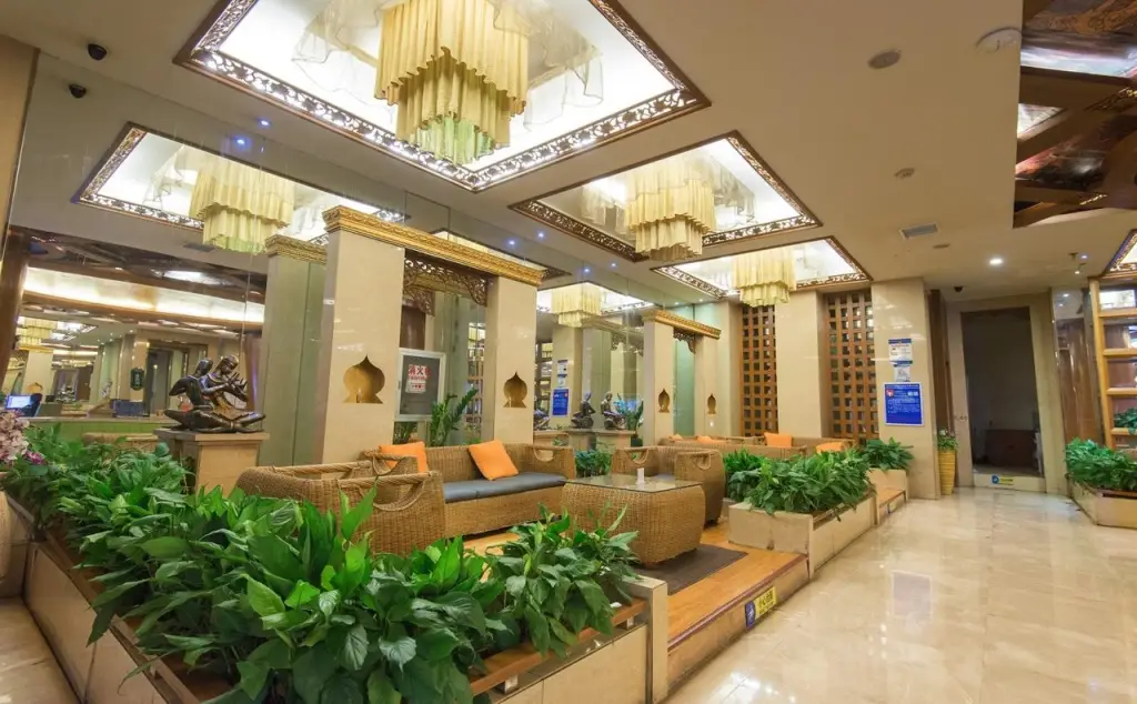 XIhotel - Wuchang Railway Station Metro Station — фото 1