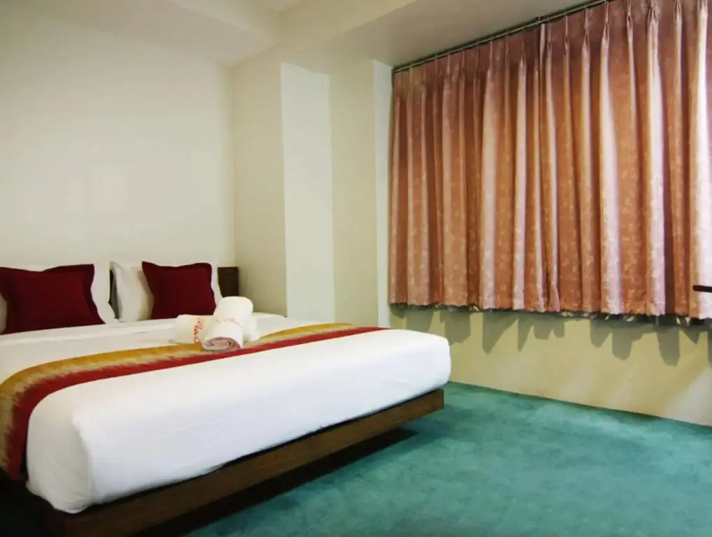 Бангкок: Villa Cha Cha Banglumphu