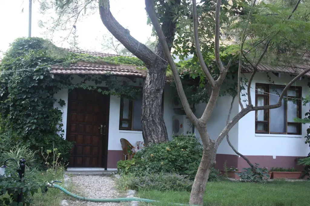 Чиралы: Arya Holiday Houses