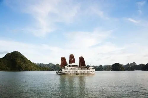 Халонг: Halong Glory Cruise