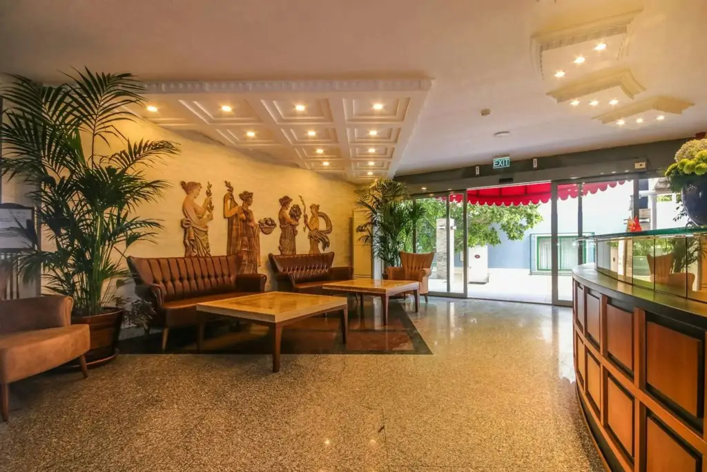 Lara Park Hotel — фото 1