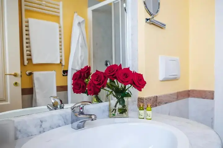 Уральск: Pushkin Hotel