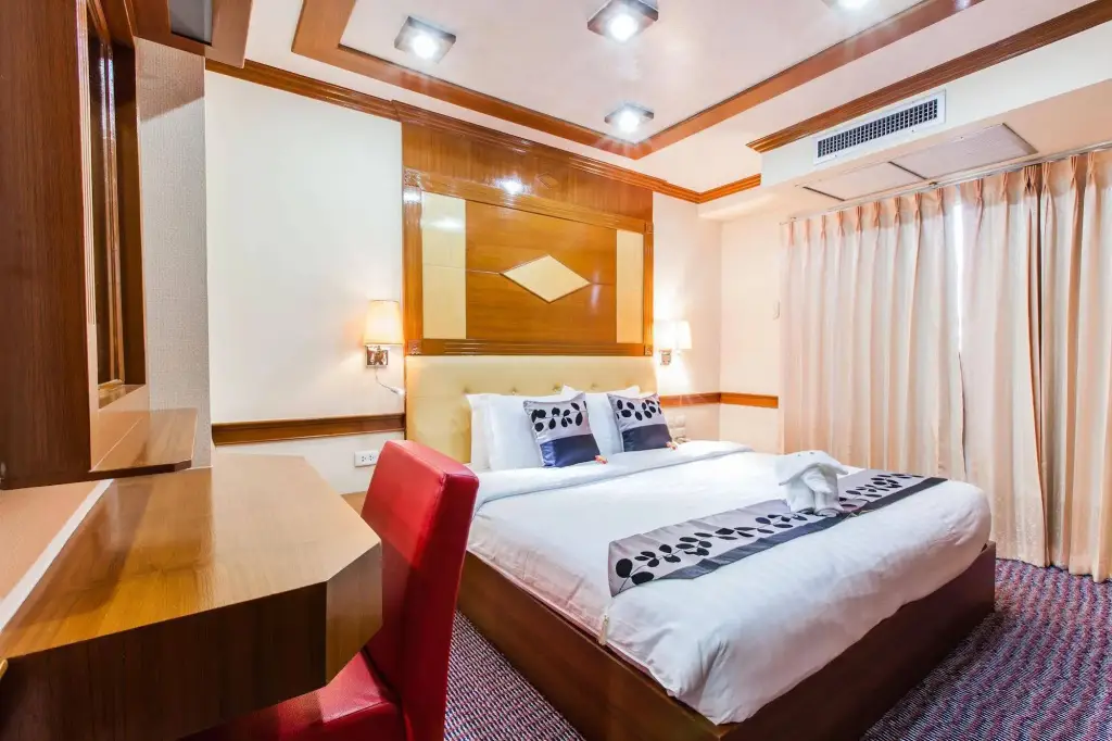 Бангкок: Paradise Sukhumvit