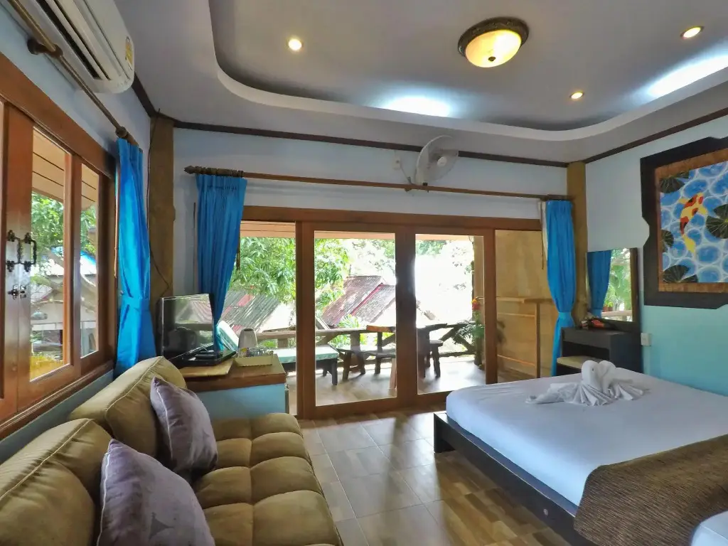 Мэй-Хаад-Бэй: DD Hut Koh Tao