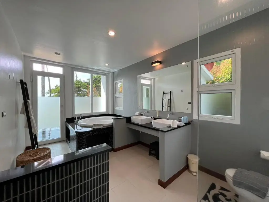 Краби: The Beach House