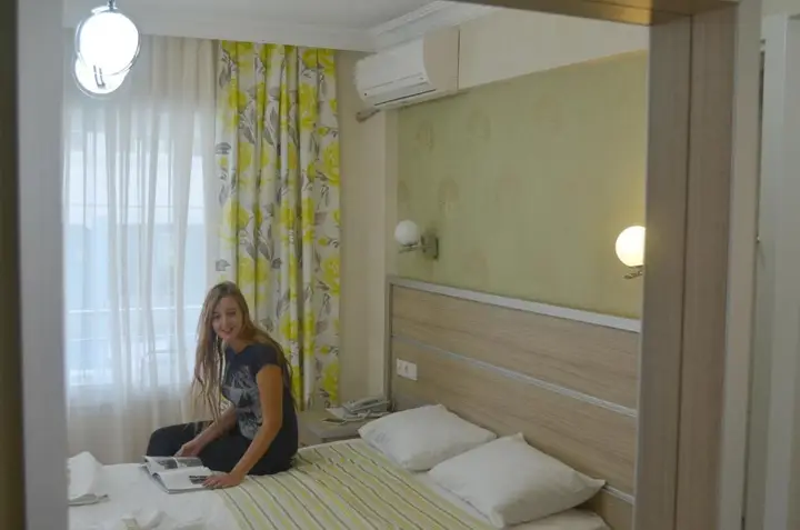 Айвалык: Mostar Otel