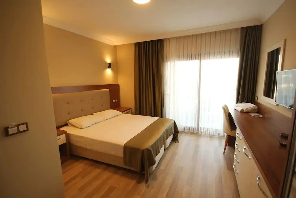 Гюмюльдур: Alptekin Hotel