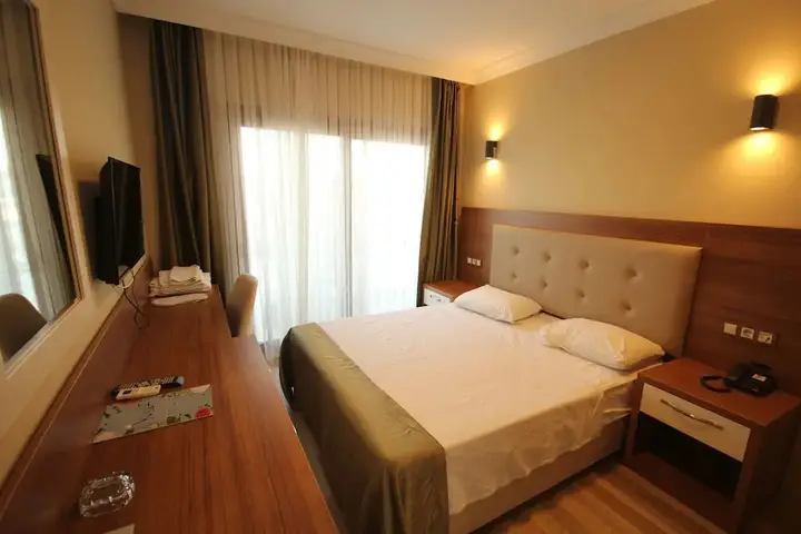 Гюмюльдур: Alptekin Hotel