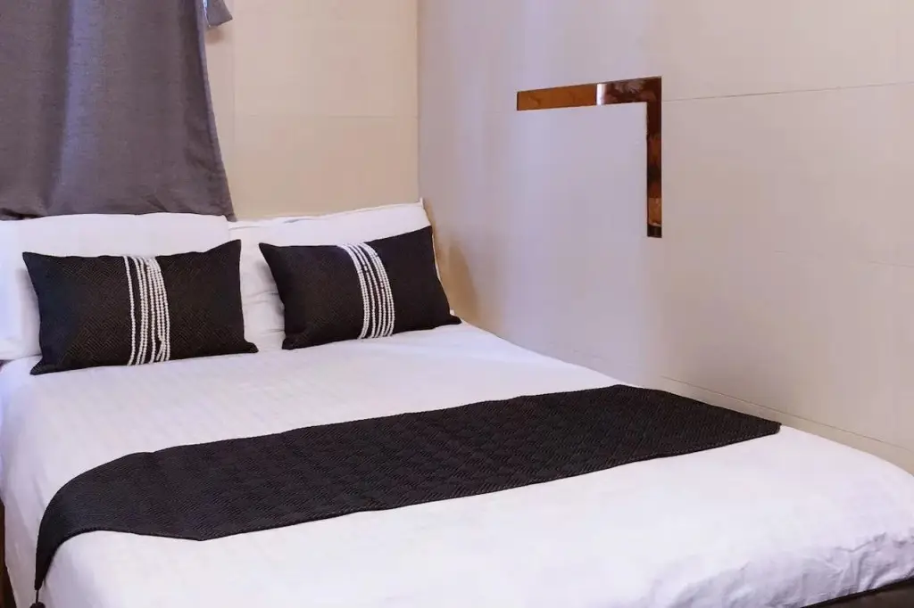 Гонконг: Osaka Hostel