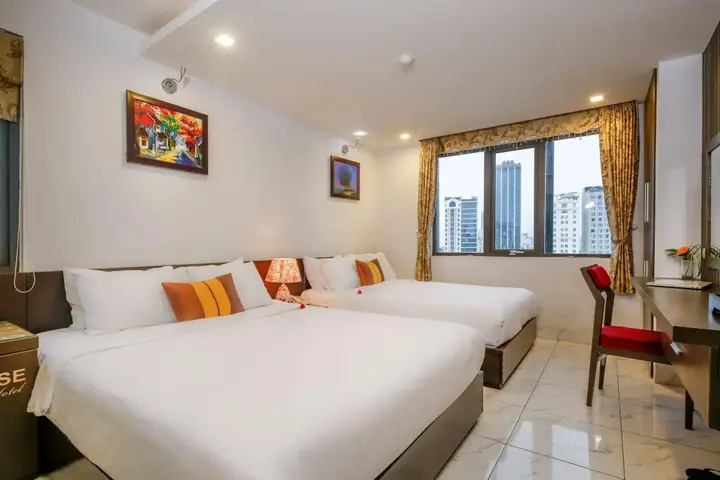 Дананг: Отель Waikiki Beach Hotel Da Nang instead of Connect