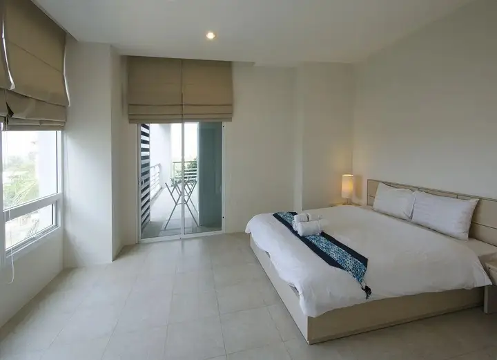 Муанг: Seaview modern Apartment at Karon Hill