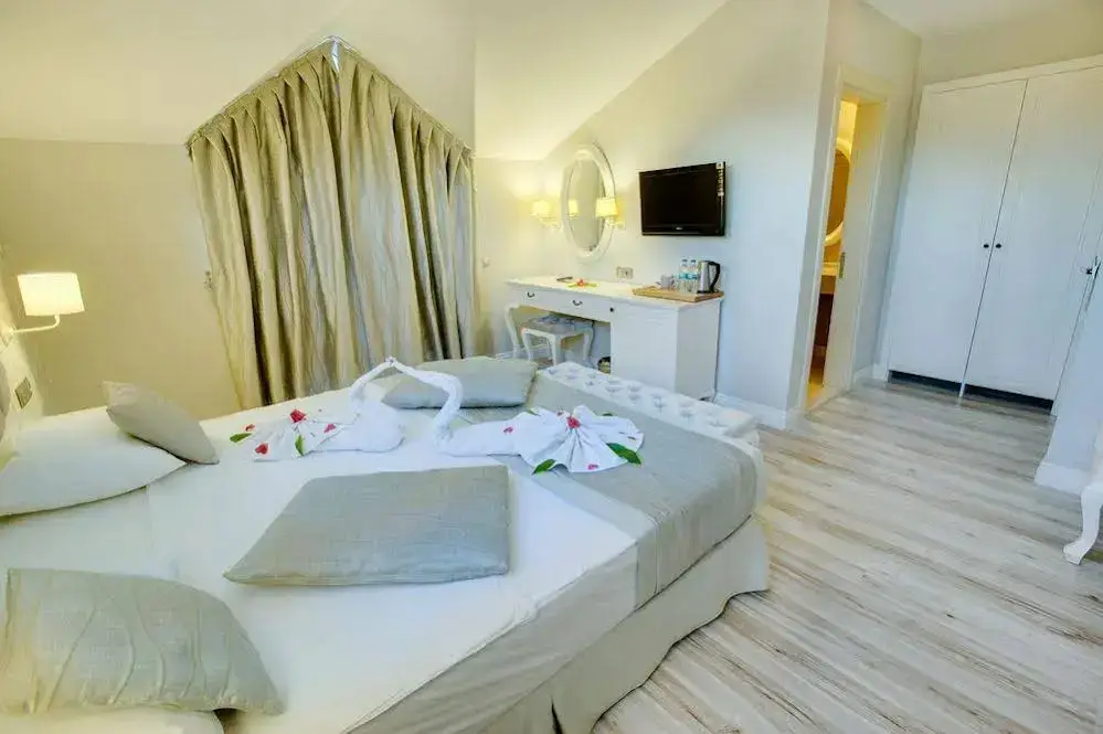 Фетхие: Pinehill Hotel & Suites