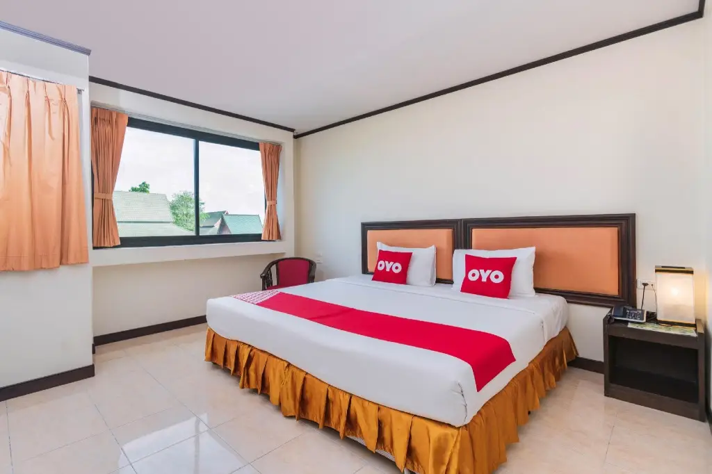Сураттхани: OYO 566 Princess Park Hotel