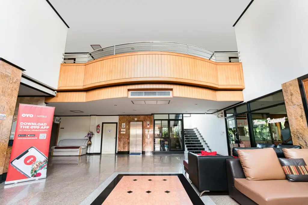 Сураттхани: OYO 566 Princess Park Hotel