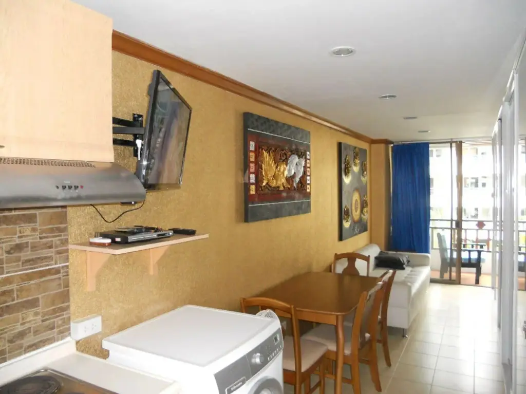 Паттайя: Jomtien Good Luck Apartment