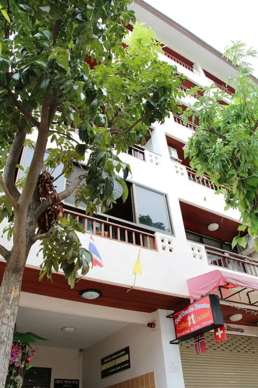 Jomtien Good Luck Apartment — фото 1