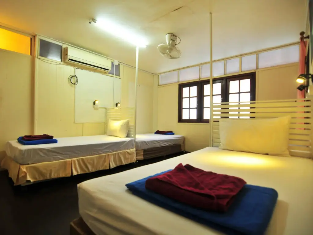 Краби: Phi Phi October House