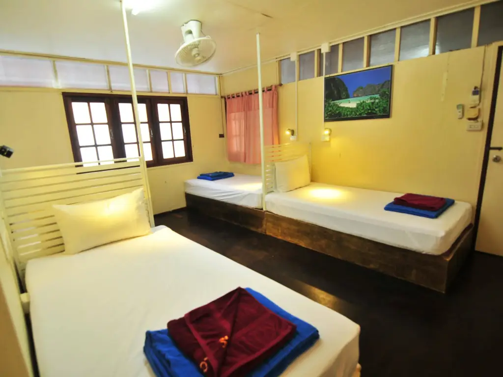 Краби: Phi Phi October House