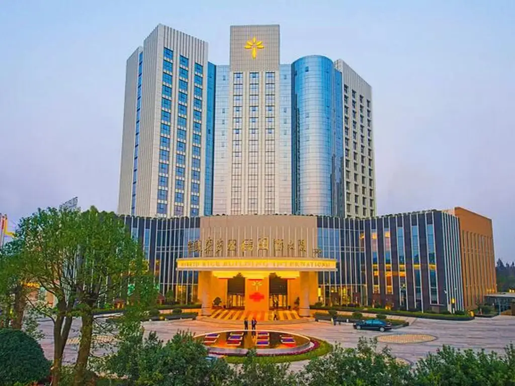 Changsha Longhua International Hotel — фото 1