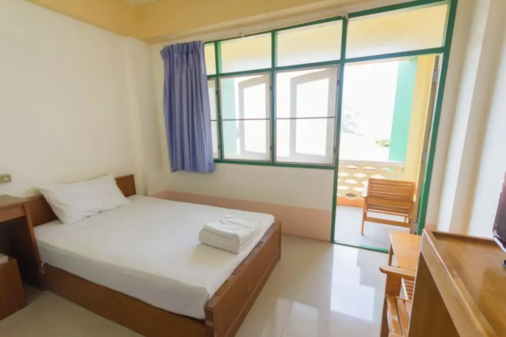 Прачуапкхирикхан: Mont Talay Hotel