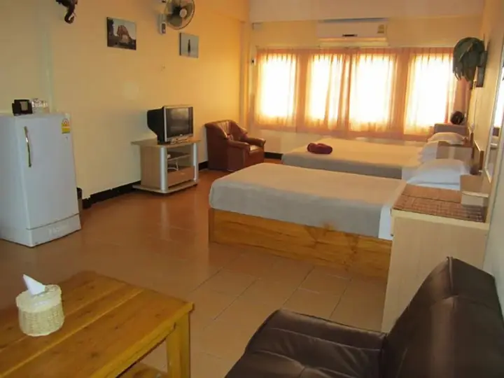 Чиангмай: Funky Monkey Guesthouse & Tours