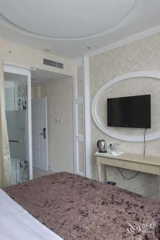 Ухань: Roman Holiday Hotel (Wuhan Xibei Lake)