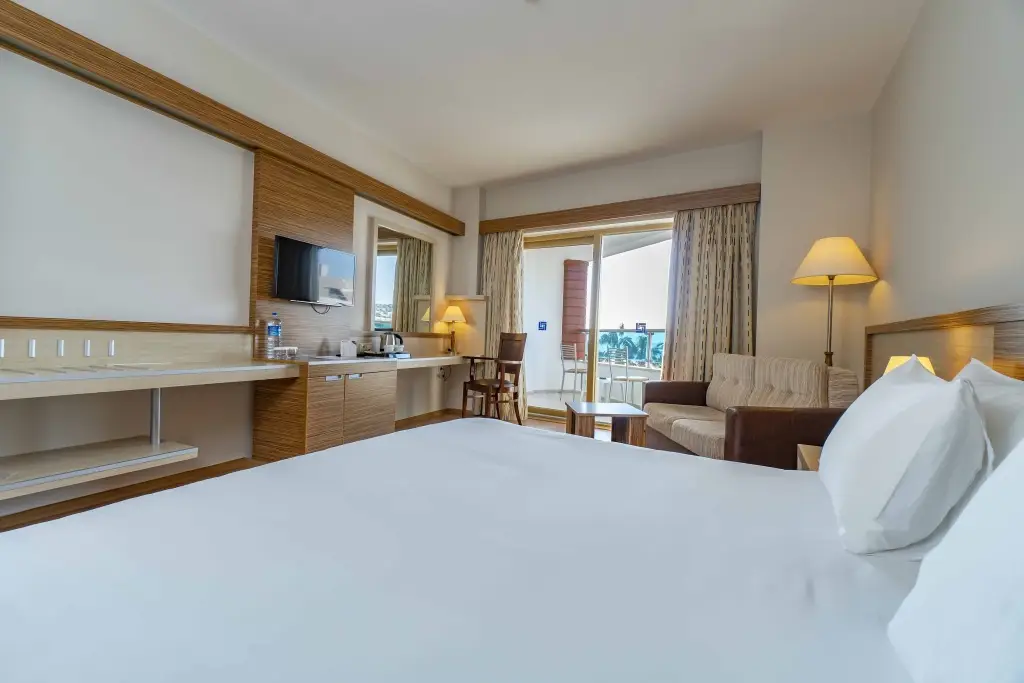 Тургутрейс: Azure By Yelken Hotel - All Inclusive