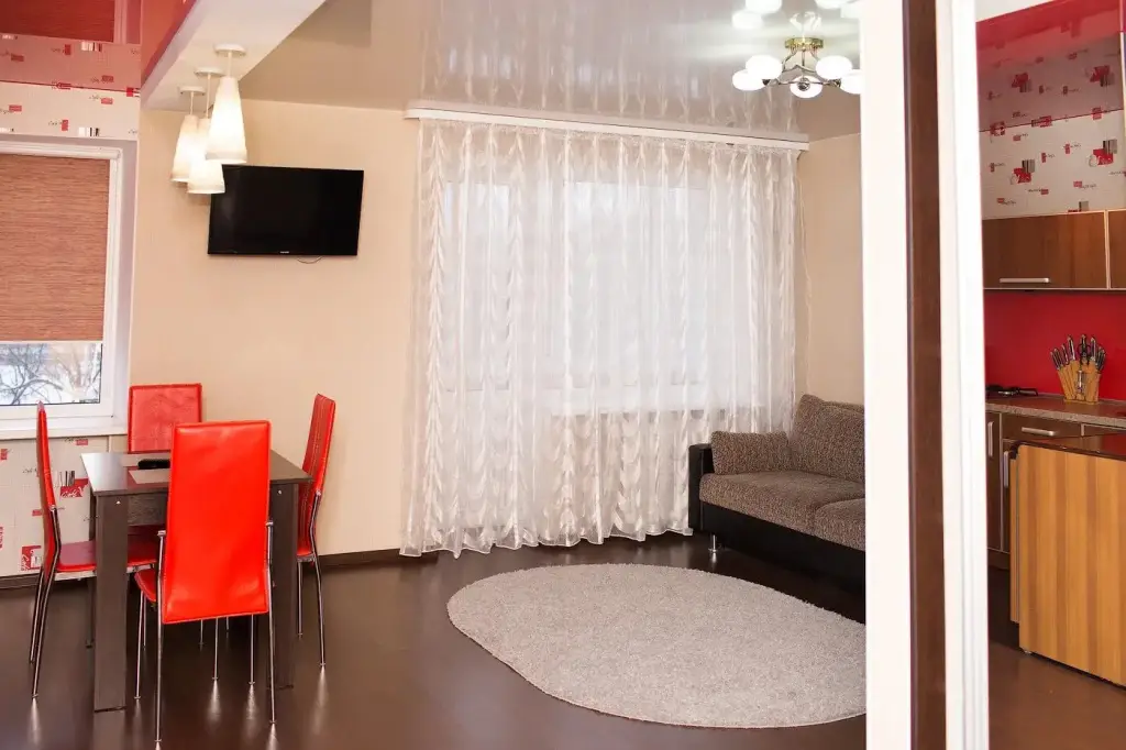 Сочи: Kvartira Na Sutki Apartments