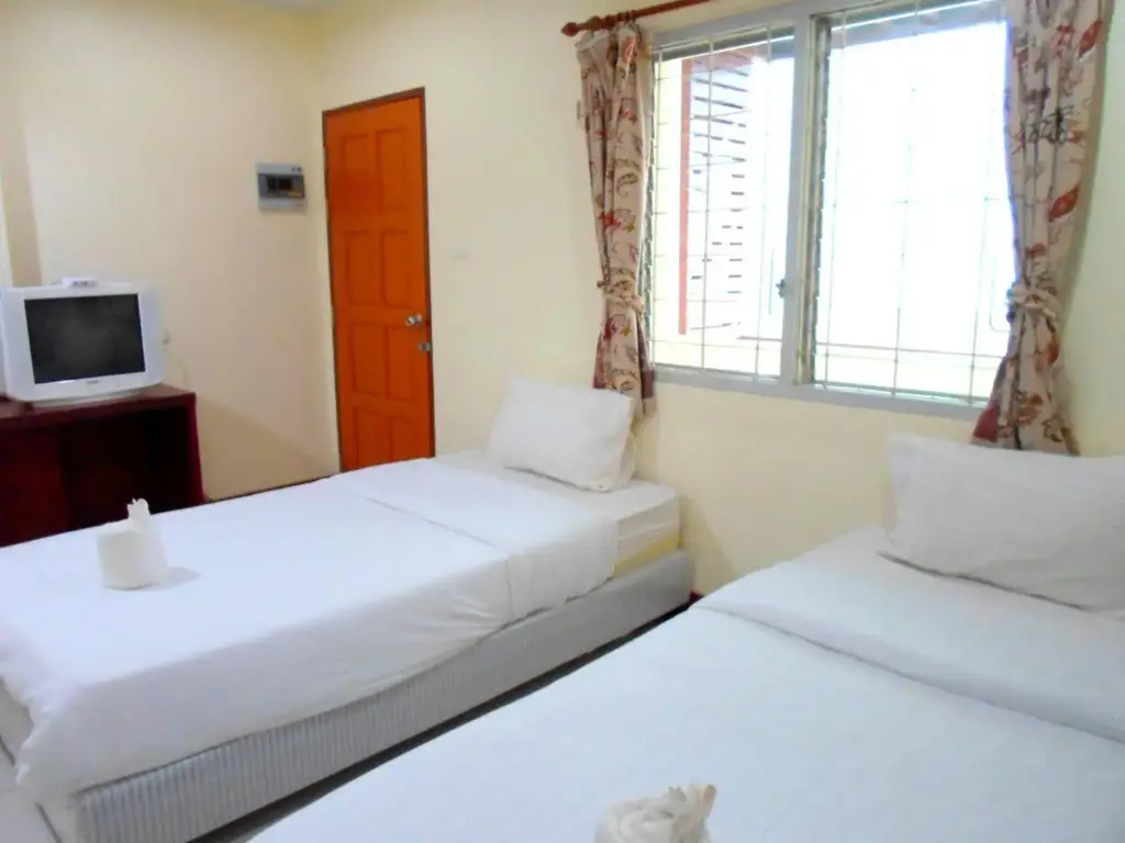 Сураттхани: S Vittayakorn Apartment