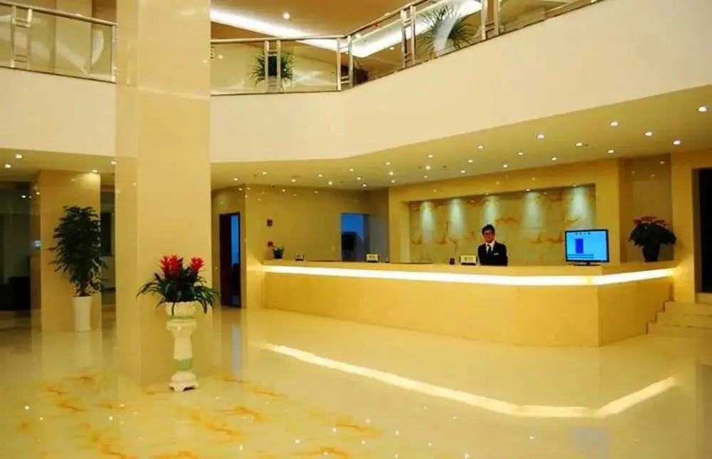 Baicaoyuan Hotel(南京百草园宾馆（草场门南艺二师地铁站店）) — фото 1