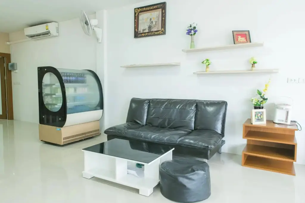 Сураттхани: Cheaper Room