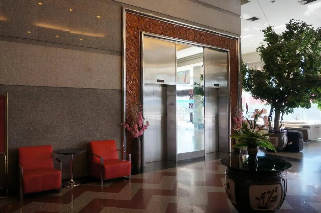 Хатъяй: Siam Center Hotel